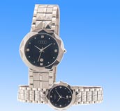 Designers unique jewelry accessory wholesale cataloge online presenting cosmo black face fashion watch set with facets square band design. A really cool piece to give you the most fashionable essence!