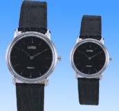 Fine leather suppliers direct import online shop presenting black leather band black round face fashion watch set. This is the color of deep sky cosmo. Sense the power of the universe with this cool fashion body decor!