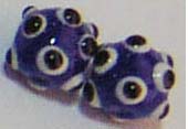 Trendy fashion jewelry accessory for beads lovers distributors online wholesale blue eye dot glass beads. This is a perfect piece to add into your collection!
