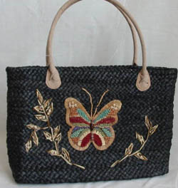 Catalog gift home online shopping wholesaler offering oriental Asian style black fashion beach bag with leaf butterfly decor. Cool, elegant, and eyes-catching, a beauty that you can not resist!