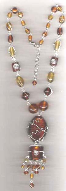 Chain supply wholesale direct offering assorted color beads forming fashion necklace with beaded pendant. 