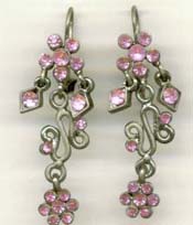 Southwestern fashion jewelry accessory direct wholesale offering cut out flower pattern design fashion earring with multi purple cz embedded. An unique design perfect for every occassion! Your satisfaction is our pleasure!